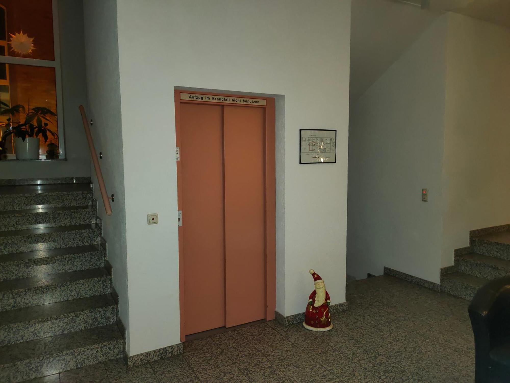 Hotel Zur Eisenbahn Родґау Екстер'єр фото